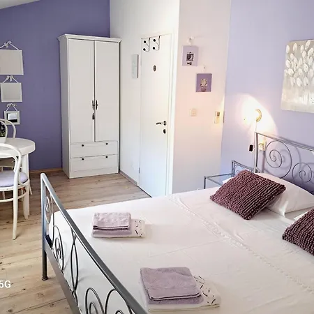 And By The Sea - 2452 Guest house 3*